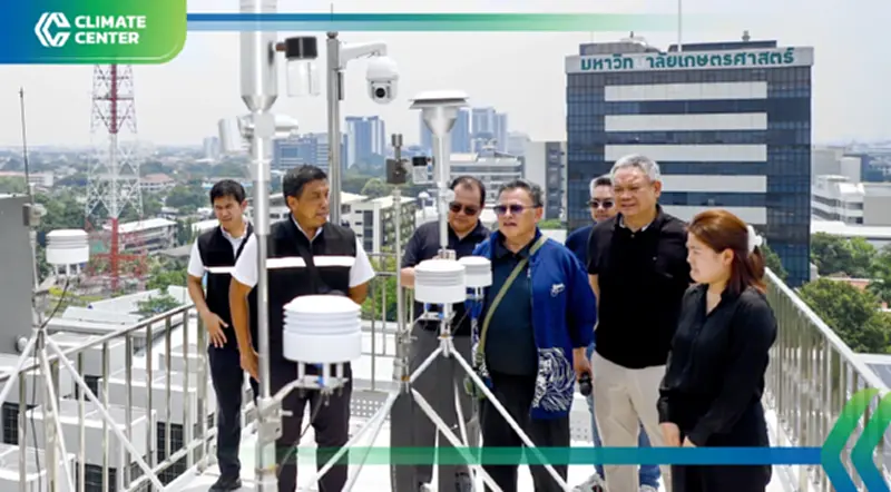 กทม. จับมือจีน-ม.เกษตรฯ ปักหมุด ‘Superstation’ แห่งแรก! ยกระดับ AI วิเคราะห์ฝุ่นรายชั่วโมง กทม. จับมือจีน-ม.เกษตรฯ ปักหมุด ‘Superstation’ แห่งแรก! ยกระดับ AI วิเคราะห์ฝุ่นรายชั่วโมง