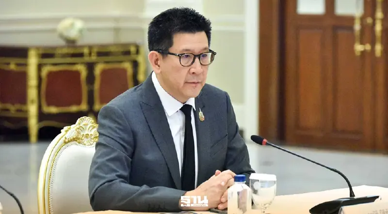 ‘เอกนิติ’ จี้โรงกลั่นส่งคืน ‘กำไรส่วนเกิน’ ลดราคาน้ำมันก่อนสงกรานต์