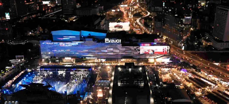เช็กอินแลนด์มาร์กใหม่ 'Bravo BKK' สงกรานต์นี้มีครบ ดนตรี-แฟชั่น-อาหาร เช็กอินแลนด์มาร์กใหม่ 'Bravo BKK' สงกรานต์นี้มีครบ ดนตรี-แฟชั่น-อาหาร