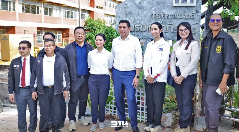 รมว.พม.ลงพื้นที่ร่มเกล้า เร่งฟื้นสิ่งแวดล้อม ยกระดับคุณภาพชุมชน รมว.พม.ลงพื้นที่ร่มเกล้า เร่งฟื้นสิ่งแวดล้อม ยกระดับคุณภาพชุมชน