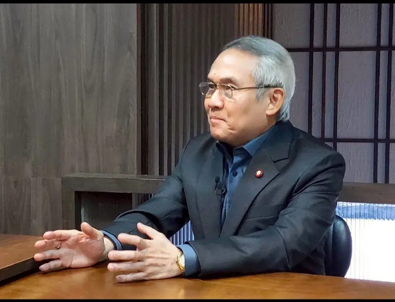 'สุรเดช' ชงขึ้นภาษีบาป-ภาษีฟุ่มเฟือย แทนกู้ 4 แสนล้าน เตือนหนี้ทะลุเพดาน