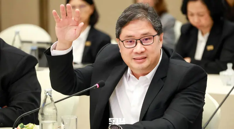 นายกสมาคมฯ จี้รัฐรีเซ็ต "นโยบายปาล์ม" คุมสต็อก-พยุงไบโอดีเซลไทย นายกสมาคมฯ จี้รัฐรีเซ็ต "นโยบายปาล์ม" คุมสต็อก-พยุงไบโอดีเซลไทย