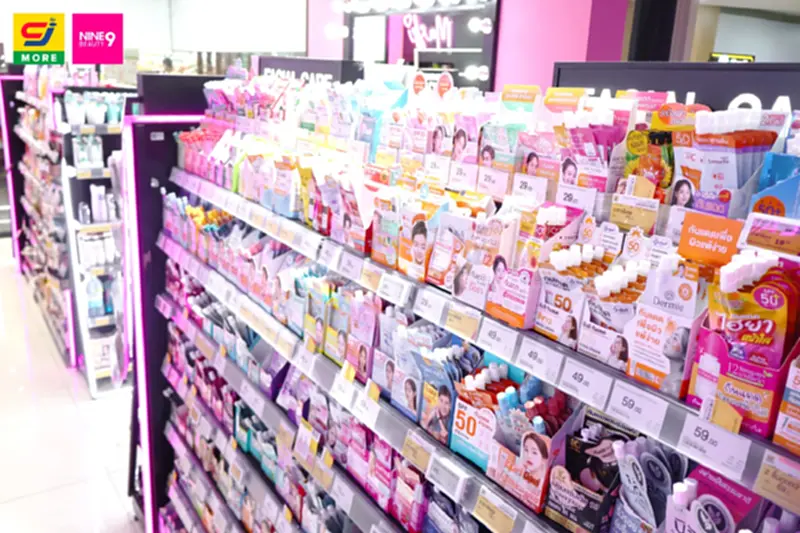 'NINE BEAUTY' รวม "ครีมซอง" กว่า 500 รายการ ถูก ครบ ใกล้บ้าน 'NINE BEAUTY' รวม "ครีมซอง" กว่า 500 รายการ ถูก ครบ ใกล้บ้าน