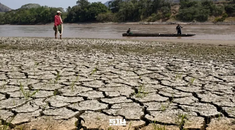 รัฐบาลสั่งรับมือเอลนีโญ ลุยช่วยภัยแล้งแล้ว 21,600 ครัวเรือน รัฐบาลสั่งรับมือเอลนีโญ ลุยช่วยภัยแล้งแล้ว 21,600 ครัวเรือน