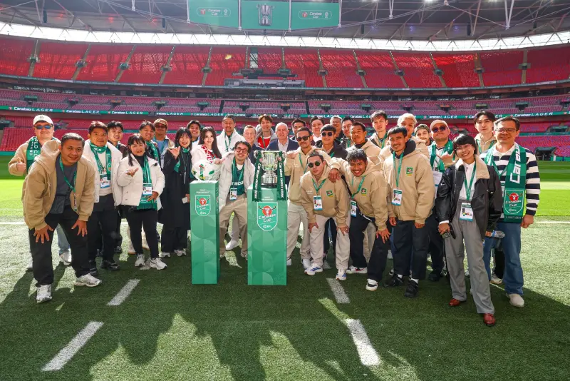 คาราบาว พาอินฟลูฯ บินดูรอบชิง Carabao Cup ติดขอบสนาม Wembley คาราบาว พาอินฟลูฯ บินดูรอบชิง Carabao Cup ติดขอบสนาม Wembley
