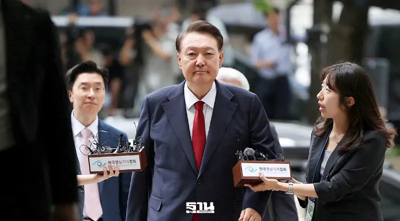 ศาลเกาหลีใต้สั่งจำคุกอดีตประธานาธิบดี "ยุน ซ็อก-ย็อล" 30 ปี ฐานกบฏต่อแผ่นดิน