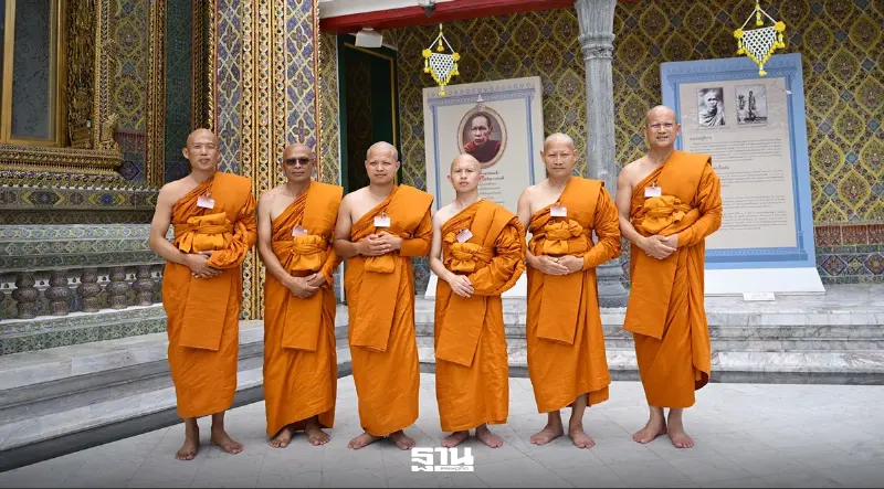 สตช.ส่ง 6 นายตำรวจบรรพชาอุปสมบทถวายเป็นพระกุศลแด่ “เจ้าฟ้าพัชรกิติยาภาฯ” สตช.ส่ง 6 นายตำรวจบรรพชาอุปสมบทถวายเป็นพระกุศลแด่ “เจ้าฟ้าพัชรกิติยาภาฯ”