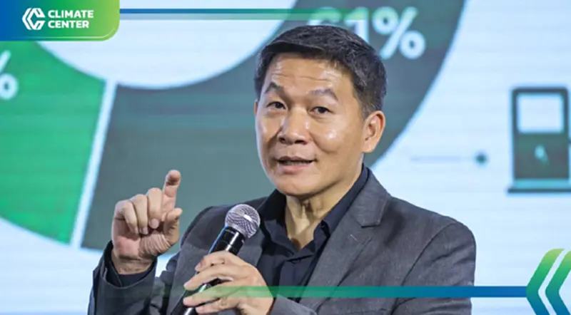 ดร.เสกสรรค์ แนะรัฐเร่งส่งเสริม E20 ควบคู่ EV สู่ Net Zero ดร.เสกสรรค์ แนะรัฐเร่งส่งเสริม E20 ควบคู่ EV สู่ Net Zero