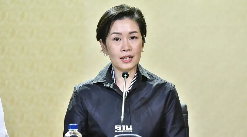 นางสาวรัชดา ธนาดิเรก โฆษกประจำสำนักนายกรัฐมนตรี แถลงมติครม. นางสาวรัชดา ธนาดิเรก โฆษกประจำสำนักนายกรัฐมนตรี แถลงมติครม.