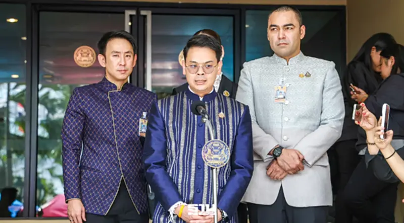 ‘ไชยชนก ชิดชอบ’ เดินหน้าลุย TH-AI PASSPORT เมินกระแสฉุดเรตติ้งรัฐบาล ‘ไชยชนก ชิดชอบ’ เดินหน้าลุย TH-AI PASSPORT เมินกระแสฉุดเรตติ้งรัฐบาล