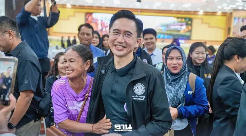 ศ.ดร.ยศชนัน วงศ์สวัสดิ์ รองนายกรัฐมนตรีและรัฐมนตรีว่าการกระทรวงการอุดมศึกษา วิทยาศาสตร์ วิจัยและนวัตกรรม (อว.)