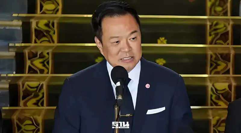 นายอนุทิน ชาญวีรกูล นายกรัฐมนตรี
