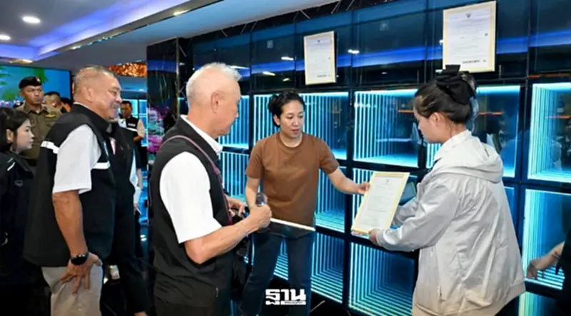อัปเดต กทม.ตรวจเข้มสถานบริการ 865 แห่ง สัปดาห์เดียวสั่งปิด 79 ร้าน อัปเดต กทม.ตรวจเข้มสถานบริการ 865 แห่ง สัปดาห์เดียวสั่งปิด 79 ร้าน