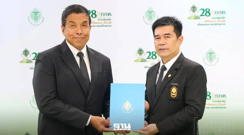 “ชัชชาติ”รับหนังสือรับรองผู้ว่าฯ กทม. ทำงานทันที ดันแผน 100 วัน 261 โครงการ