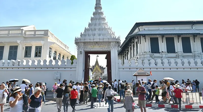 เศรษฐกิจไทยครึ่งหลังซึมลึก จี้รัฐปั๊มท่องเที่ยว-ลงทุน หยุดเยียวยาฉาบฉวย