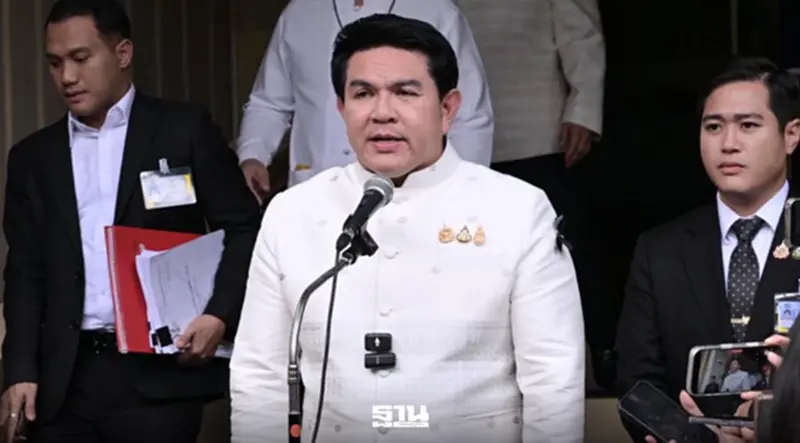 นายสุรศักดิ์ พันธ์เจริญวรกุล รัฐมนตรีว่าการกระทรวงการท่องเที่ยวและกีฬา นายสุรศักดิ์ พันธ์เจริญวรกุล รัฐมนตรีว่าการกระทรวงการท่องเที่ยวและกีฬา