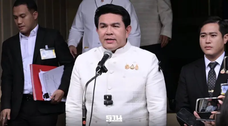 นายสุรศักดิ์ พันธ์เจริญวรกุล รัฐมนตรีว่าการกระทรวงการท่องเที่ยวและกีฬา