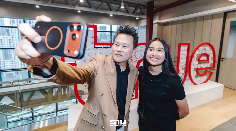 ทรู ประกาศสนับสนุน “เนเน่ รอยัล” สู่เวที America’s Got Talent ทรู ประกาศสนับสนุน “เนเน่ รอยัล” สู่เวที America’s Got Talent