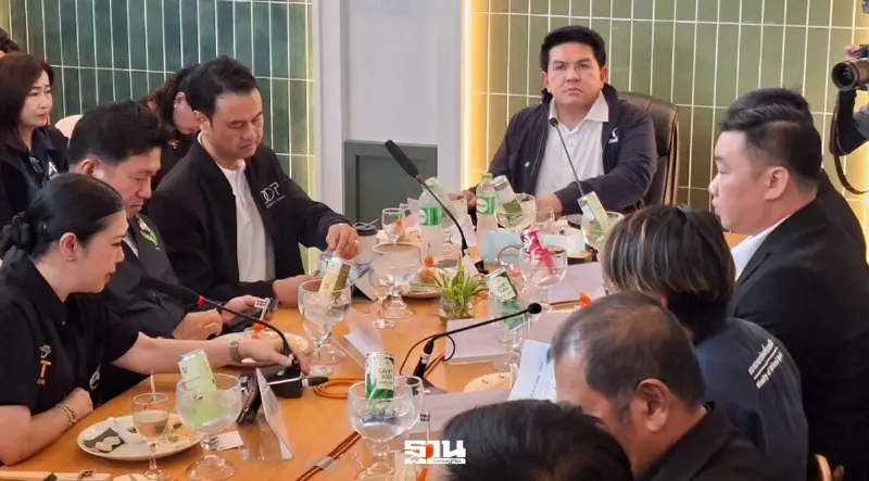 นายสุรศักดิ์ พันธ์เจริญวรกุล รัฐมนตรีว่าการกระทรวงการท่องเที่ยวและกีฬา