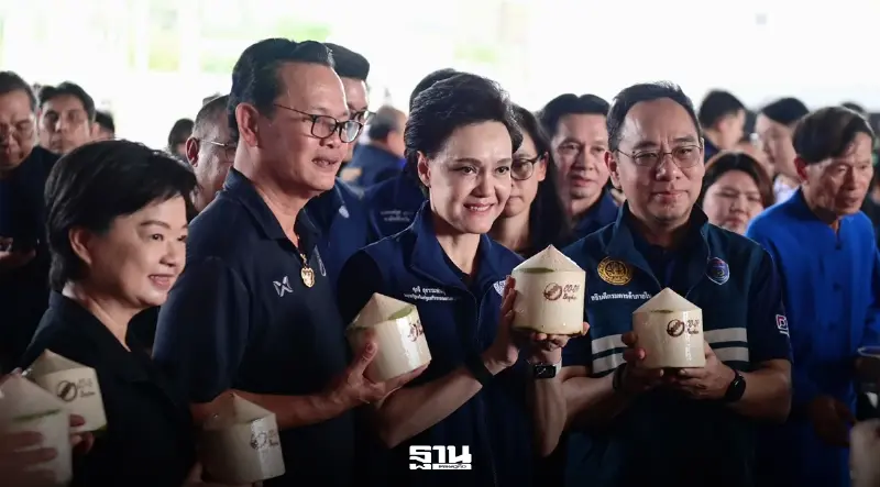 'ศุภจี' ลุยบ้านแพ้ว สมุทรสาคร เดินหน้าตั้ง 12 ล้งชุมชน แก้ปัญหามะพร้าวน้ำหอมครบวงจร 'ศุภจี' ลุยบ้านแพ้ว สมุทรสาคร เดินหน้าตั้ง 12 ล้งชุมชน แก้ปัญหามะพร้าวน้ำหอมครบวงจร