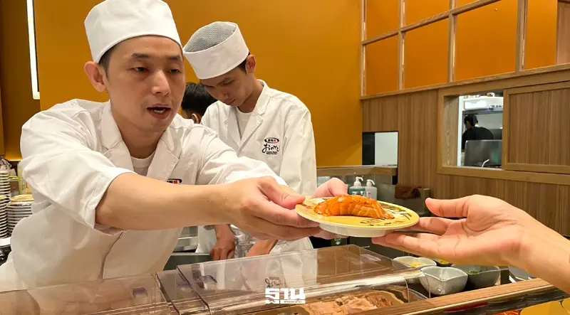 ร้านอาหารญี่ปุ่นอิ่มตัว ‘ซูชิสายพาน’ ดาวรุ่งพุ่งทะลุ 8,000 ล้าน ร้านอาหารญี่ปุ่นอิ่มตัว ‘ซูชิสายพาน’ ดาวรุ่งพุ่งทะลุ 8,000 ล้าน