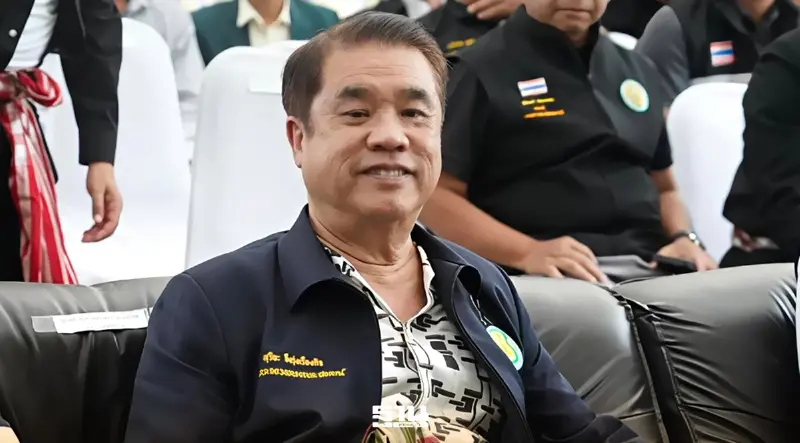 พลิกเกมยางไทย “สุริยะ” ชูคลองช้างโมเดล ใช้นวัตกรรม-Traceability เจาะตลาดโลก พลิกเกมยางไทย “สุริยะ” ชูคลองช้างโมเดล ใช้นวัตกรรม-Traceability เจาะตลาดโลก
