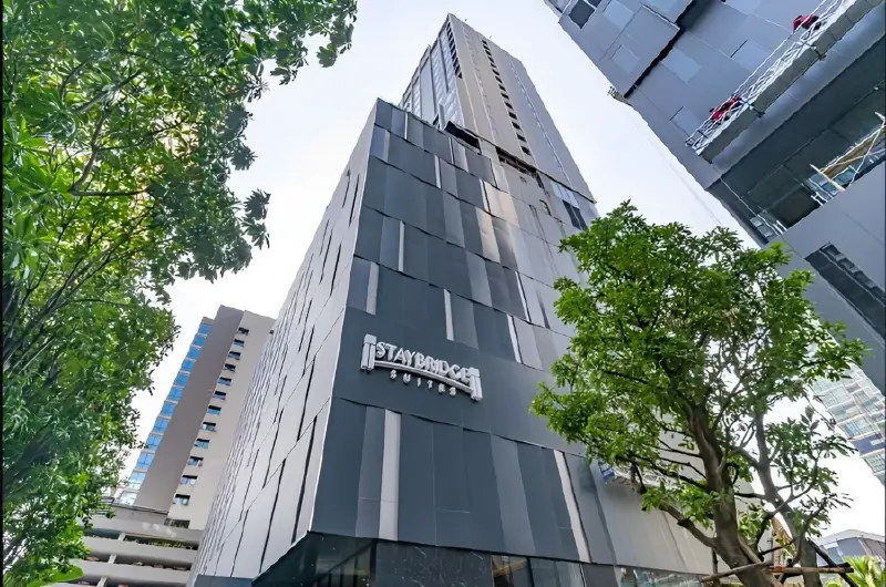 ออริจิ้น ปิดดีล ขาย โรงแรมย่านสุขุมวิทให้ครอบครัวเศวตสมภพ