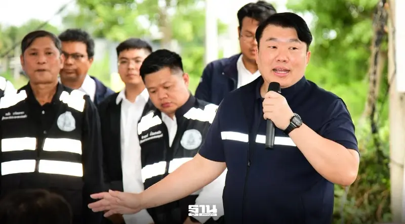 “สิริพงศ์” สแกนพื้นที่ปทุมธานี สั่งปรับเส้นทางรถเมล์ ดันฟีดเดอร์เชื่อม “สายสีแดง” “สิริพงศ์” สแกนพื้นที่ปทุมธานี สั่งปรับเส้นทางรถเมล์ ดันฟีดเดอร์เชื่อม “สายสีแดง”