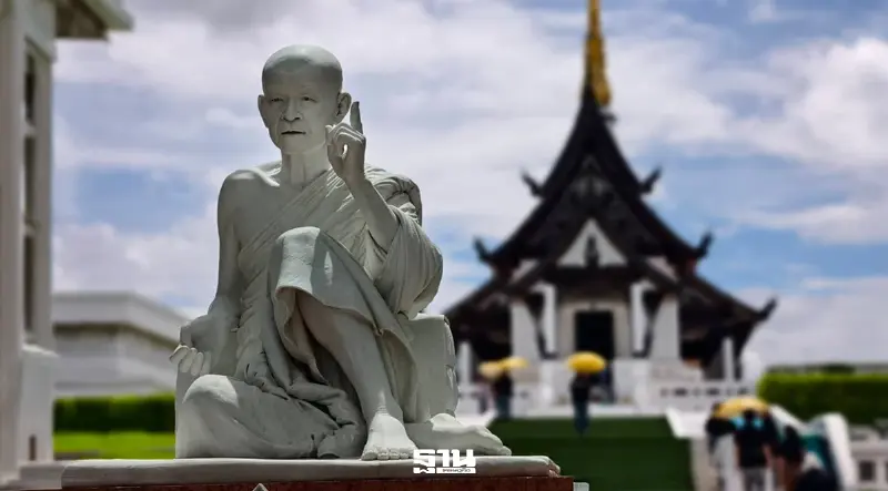 พาไปกราบ "พิพิธภัณฑ์ธรรมเจดีย์" อนุสรณ์ "หลวงตามหาบัว" จังหวัดอุดรธานี
