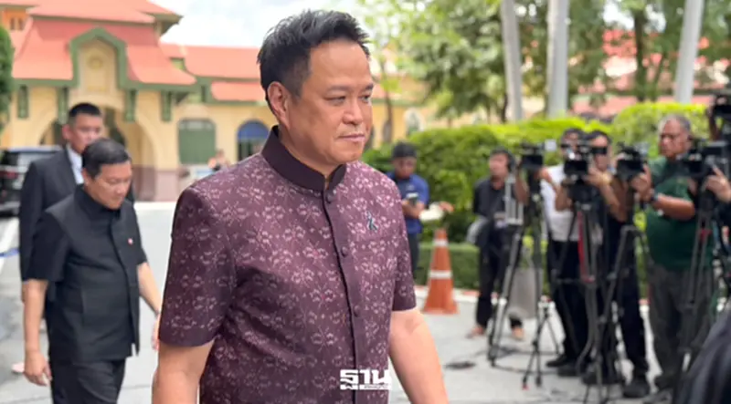 นายอนุทิน ชาญวีรกูล นายกรัฐมนตรี และรัฐมนตรีว่าการกระทรวงมหาดไทย นายอนุทิน ชาญวีรกูล นายกรัฐมนตรี และรัฐมนตรีว่าการกระทรวงมหาดไทย