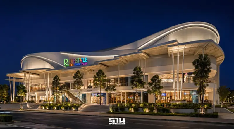 ชิงกำลังซื้อฝั่งตะวันออก 'โรบินสัน' ควัก 500 ล้าน อัปเกรดสาขาสมุทรปราการ ชิงกำลังซื้อฝั่งตะวันออก 'โรบินสัน' ควัก 500 ล้าน อัปเกรดสาขาสมุทรปราการ