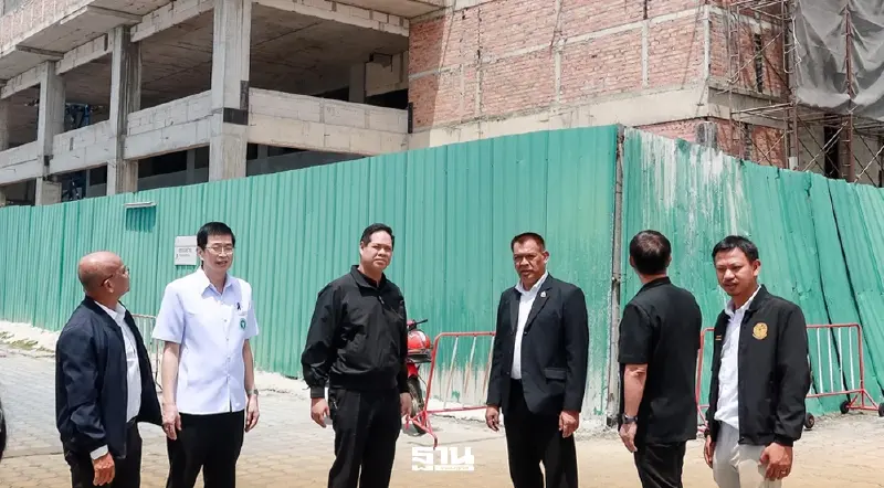 “สรรเพชญ”ตามต่ออาคารผู้ป่วยนอก รพ.สงขลา หลังผู้รับเหมารายเดิมทิ้งงาน “สรรเพชญ”ตามต่ออาคารผู้ป่วยนอก รพ.สงขลา หลังผู้รับเหมารายเดิมทิ้งงาน
