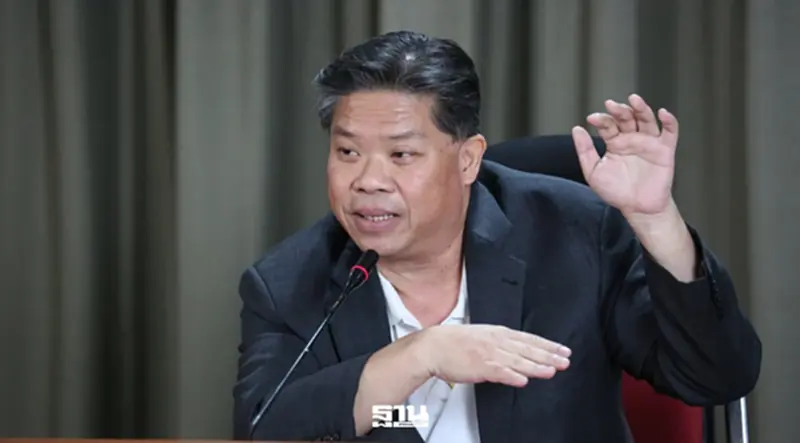 สำนักงาน กสทช. ตั้ง 4 ข้อสังเกต ประชุมนัดพิเศษ กรรมการ 6 คน สำนักงาน กสทช. ตั้ง 4 ข้อสังเกต ประชุมนัดพิเศษ กรรมการ 6 คน