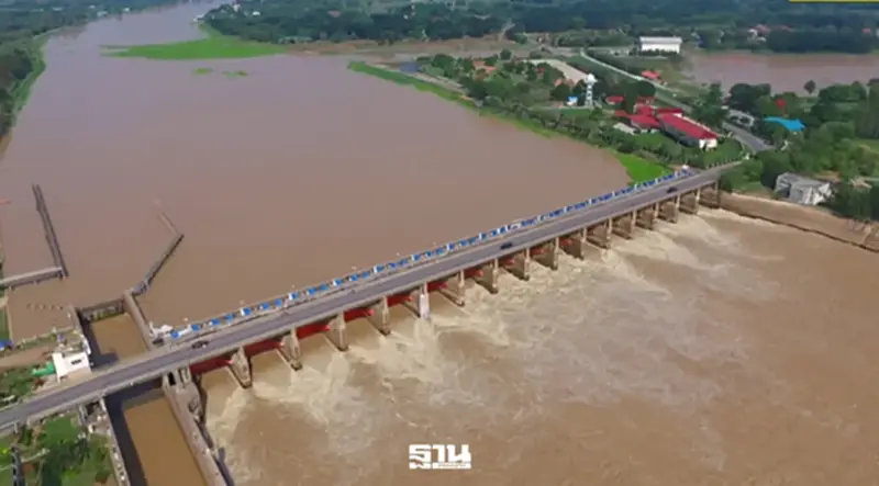 เปิดพื้นที่เสี่ยงลุ่มเจ้าพระยา รับเขื่อนระบายน้ำ 2,300 ลบ.ม./วินาที เปิดพื้นที่เสี่ยงลุ่มเจ้าพระยา รับเขื่อนระบายน้ำ 2,300 ลบ.ม./วินาที