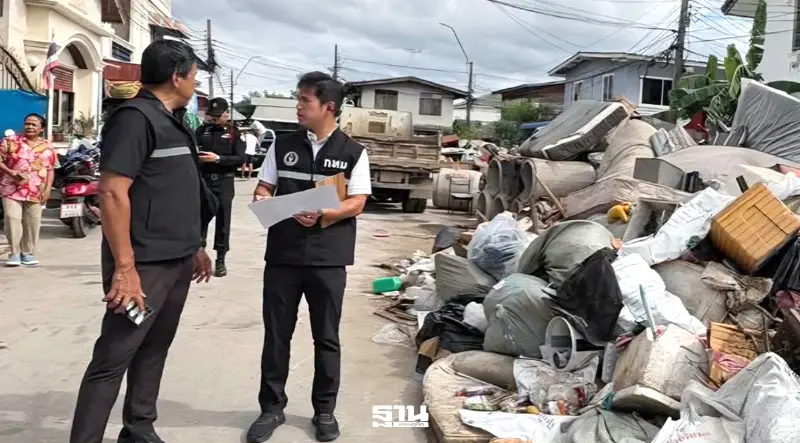 ชัชชาติ ระดมทีม 12 เขต กทม.ช่วยเคลียร์ขยะเคหะร่มเกล้า ตั้งเป้าจบใน 3 วัน ชัชชาติ ระดมทีม 12 เขต กทม.ช่วยเคลียร์ขยะเคหะร่มเกล้า ตั้งเป้าจบใน 3 วัน
