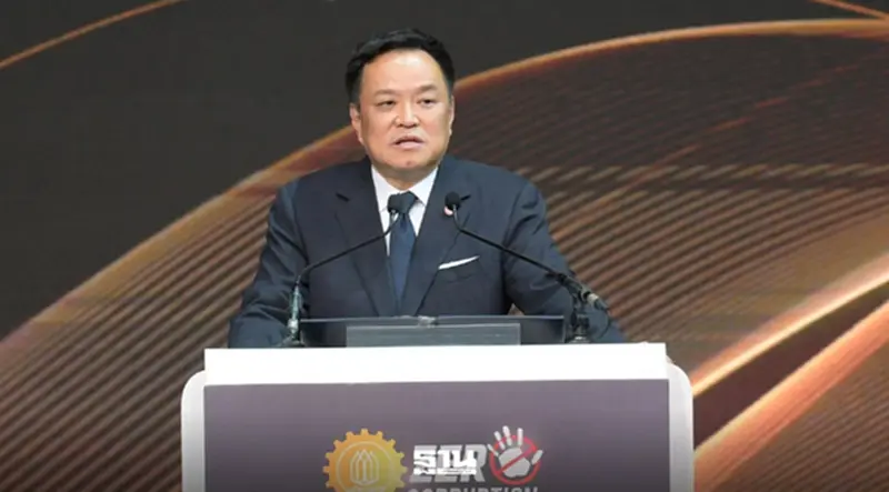 'อนุทิน' ประกาศ “ซีโร่คอร์รัปชัน” ภารกิจชาติ ชู 3 หลักปราบโกงใช้ AI จับทุจริต 'อนุทิน' ประกาศ “ซีโร่คอร์รัปชัน” ภารกิจชาติ ชู 3 หลักปราบโกงใช้ AI จับทุจริต