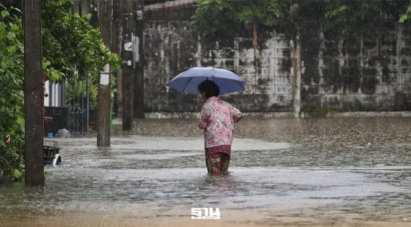 ฝนตกหนัก 3 ต.ค. 2569 เฝ้าระวัง 25 จังหวัดและ กทม. เสี่ยงลมแรง–ฟ้าผ่า ฝนตกหนัก 3 ต.ค. 2569 เฝ้าระวัง 25 จังหวัดและ กทม. เสี่ยงลมแรง–ฟ้าผ่า