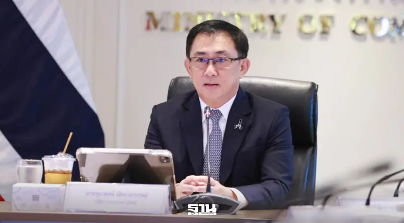 'พูนพงษ์' ปลัดพาณิชย์ กางแผน 3 มิติ คน-งาน-องค์กร รับมือเศรษฐกิจโลก 'พูนพงษ์' ปลัดพาณิชย์ กางแผน 3 มิติ คน-งาน-องค์กร รับมือเศรษฐกิจโลก