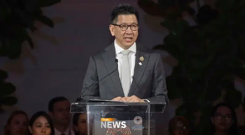 'เอกนิติ' เปิดยุทธศาสตร์ AI For All ชูเอไอนกกระซิบ บนเวทีโลก IMF-World Bank 'เอกนิติ' เปิดยุทธศาสตร์ AI For All ชูเอไอนกกระซิบ บนเวทีโลก IMF-World Bank